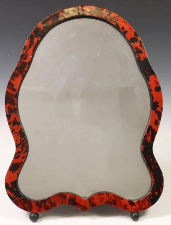 SHELL PATTERN EASEL BACK DRESSING