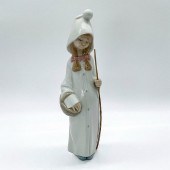 SHEPARD GIRL WITH BASKET 10046