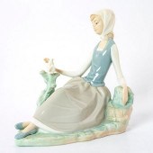 SHEPHERDESS WITH DOVE 1004660