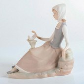 SHEPHERDESS WITH DOVE 1014660