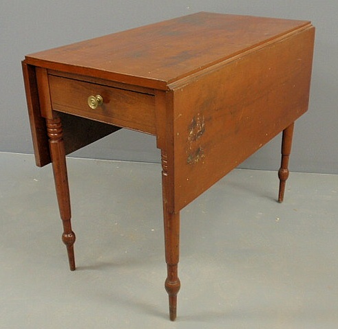 Sheraton cherry drop-leaf table
