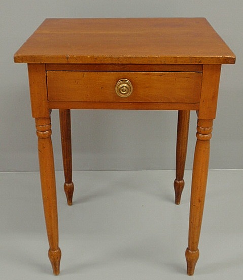Sheraton cherry one-drawer stand