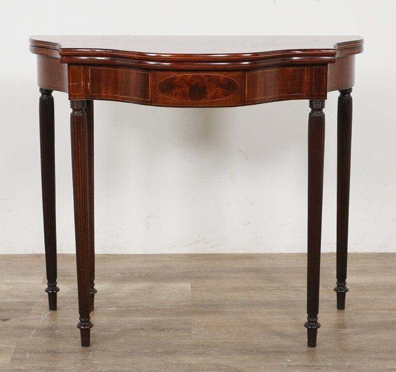 SHERATON STYLE FOLD TOP