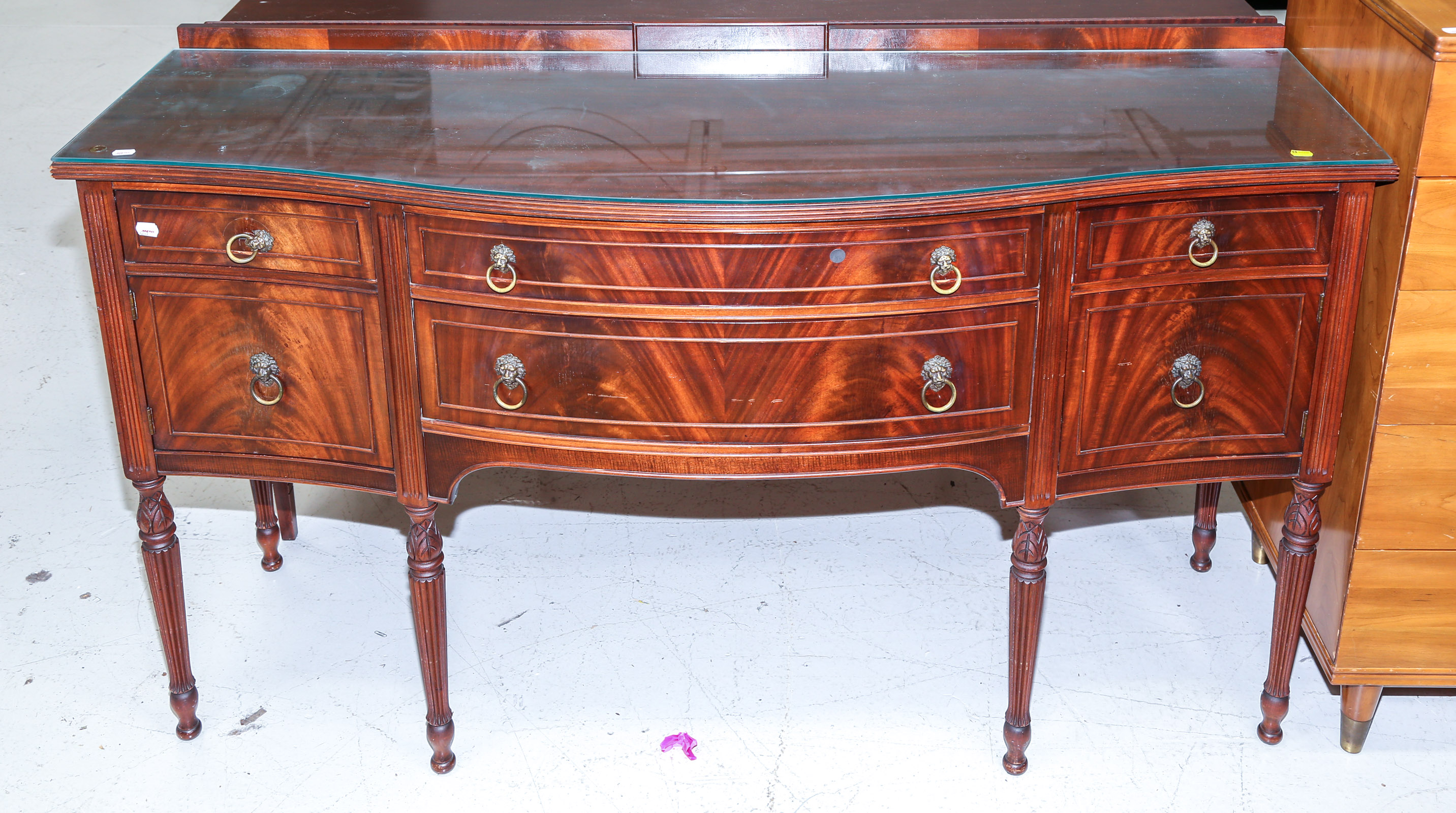 SHERATON STYLE MAHOGANY SIDEBOARD