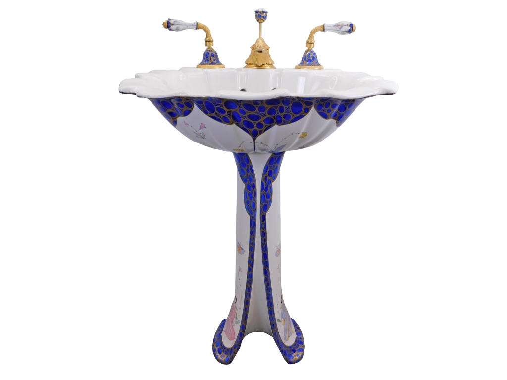 SHERLE WAGNER CHINOISERIE PORCELAIN