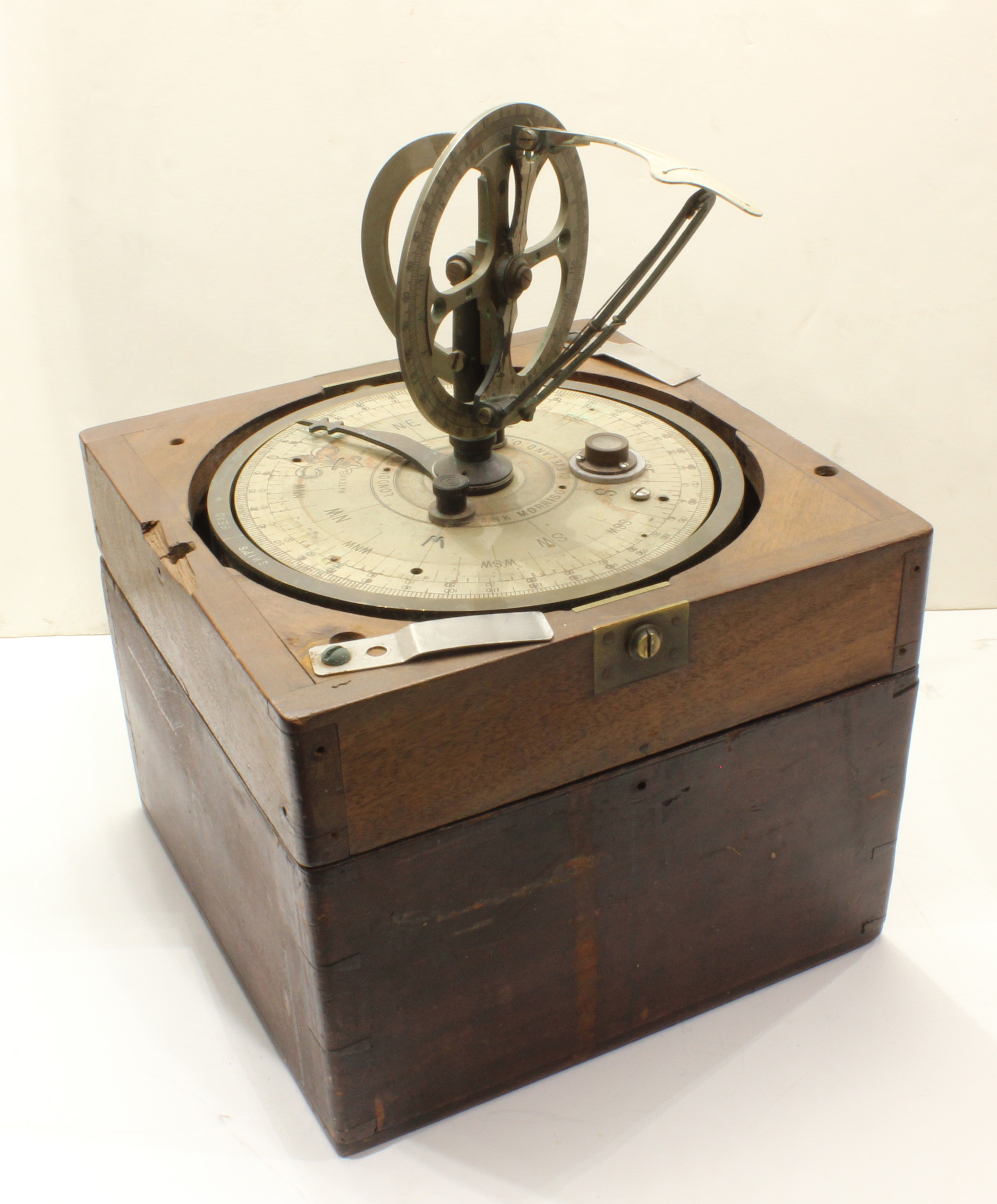 SHIP HEAD CASED SHIP'S COMPASS Ship