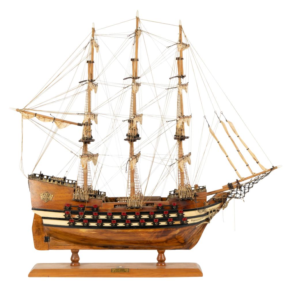 SHIP MODEL: HMS VICTORYShip