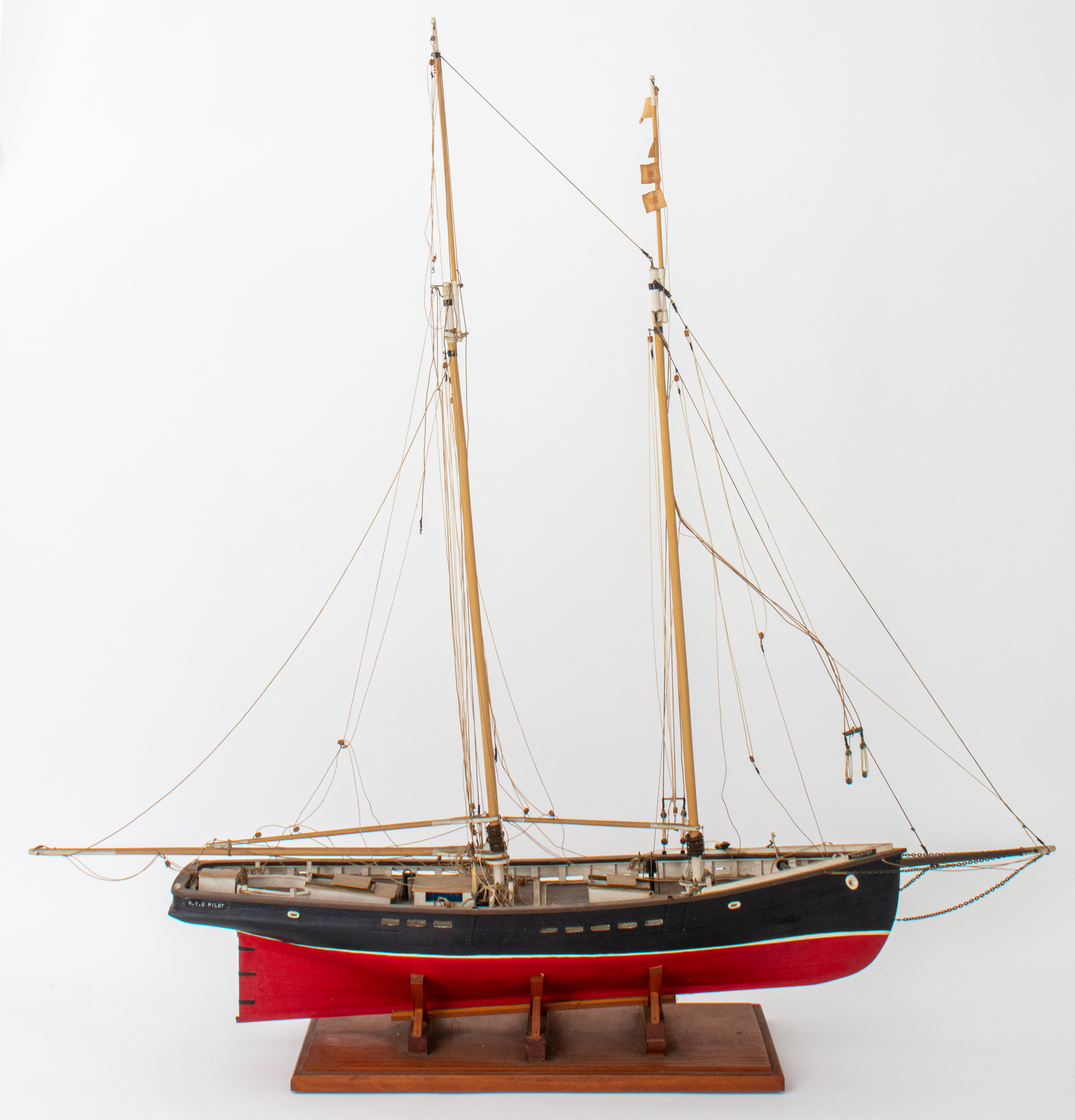 SHIP MODEL NYS PILOT SHIP "PHANTOM"