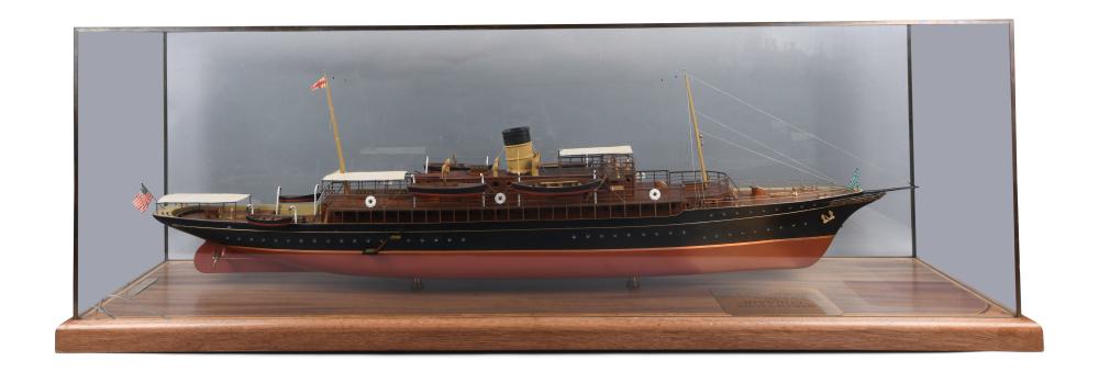 SHIP MODEL OF THE STEAM YACHT