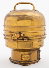 SHIP'S COMPASS AND BINNACLE Sh