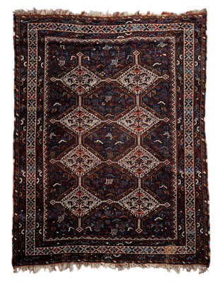 Shiraz Rug two rows of connected