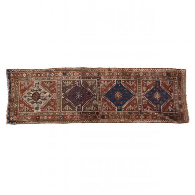 SHIRAZ RUNNER Repeating latch