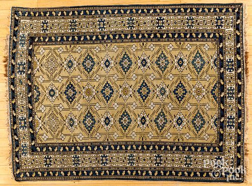 SHIRVAN CARPET, EARLY 20TH