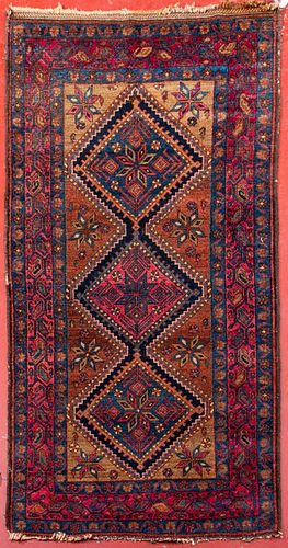 SHIRVAN GEOMETRIC RUG, 6&#039;