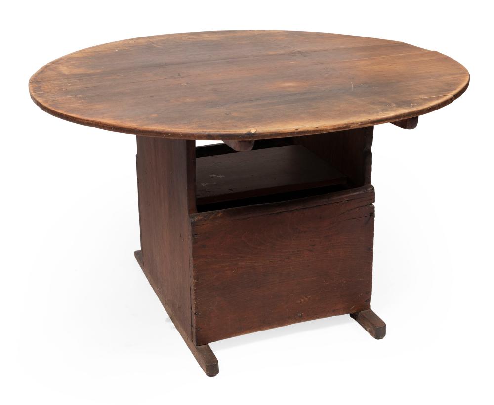 SHOE-FOOT HUTCH TABLE NEW