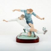 SHOT ON GOAL 1005879 - LLADRO