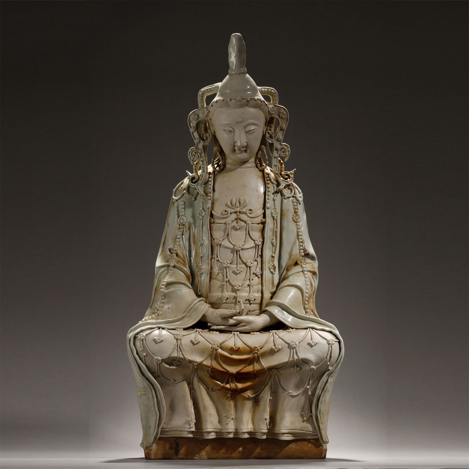 SHUFU KILN GUANYIN STATUEHeight