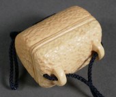 SHUNGA EROTIC TRICK CARVED IVO