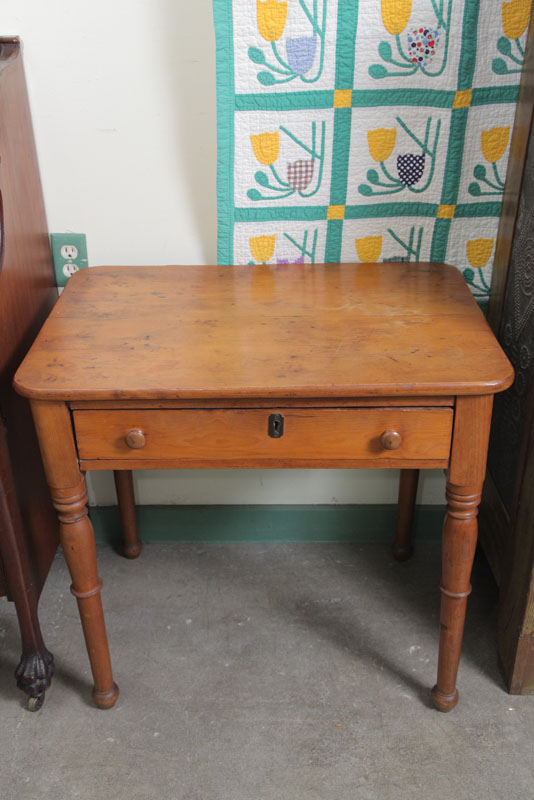 SIDE TABLE. Pine having one