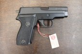 SIG SAUER MODEL P225 DOUBLE AC