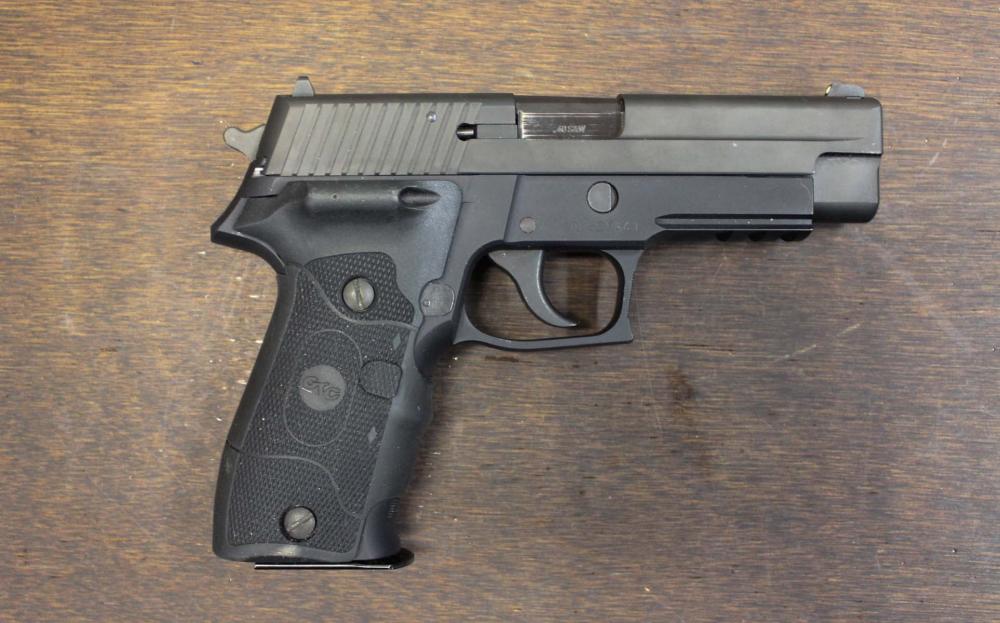 SIG SAUER MODEL P226 STAINLESS