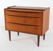 SIGFRED OMANN DANISH TEAK VANI
