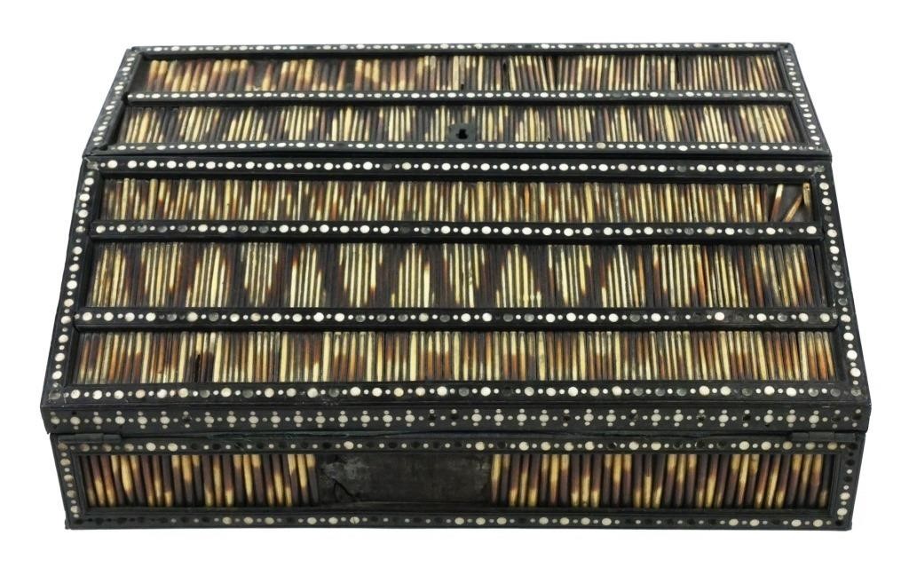 SIGNED 19TH C. SRI LANKAN LAP