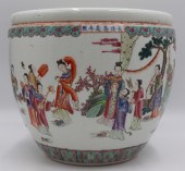 SIGNED CHINESE FAMILLE ROSE JA