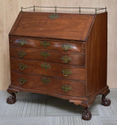 SIGNED CHIPPENDALE MAHOGANY "O