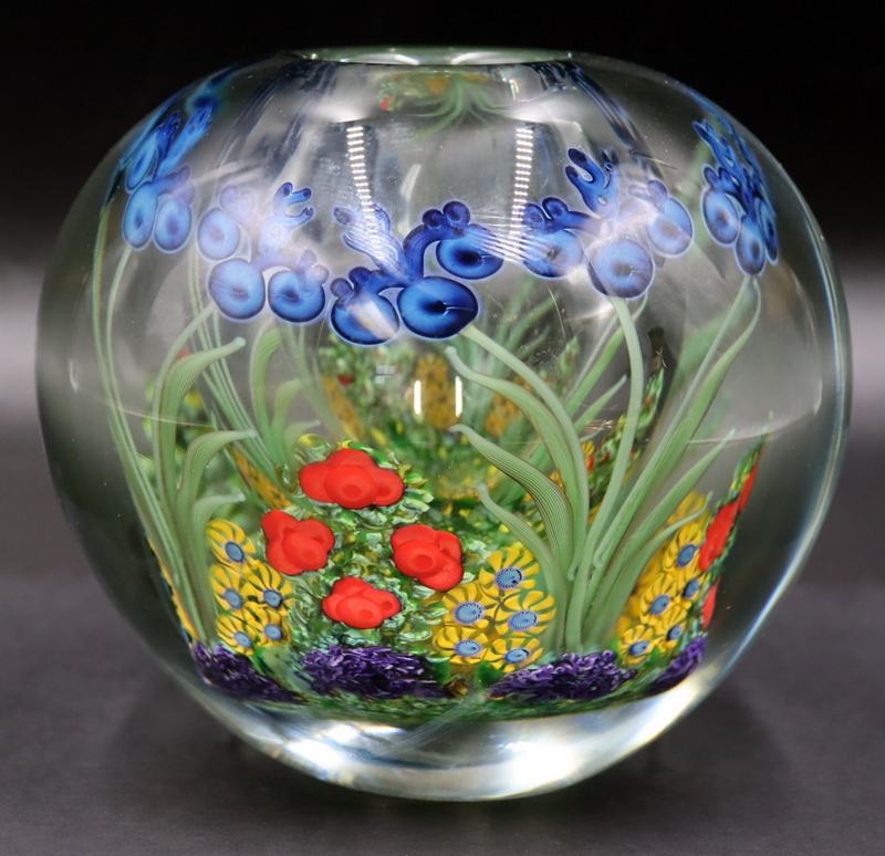 SIGNED CHRIS HEILMAN ART GLASS
