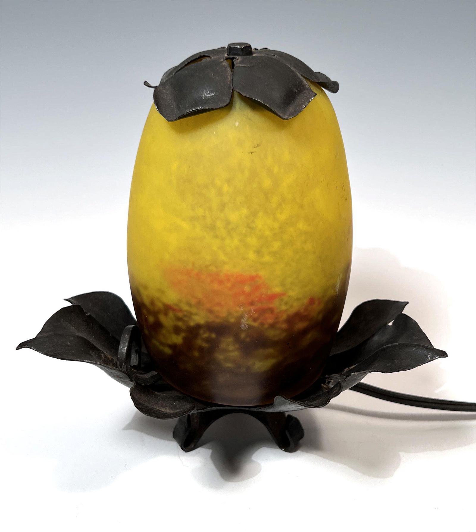SIGNED DEGUE ART DECO MOTTLED GLASS