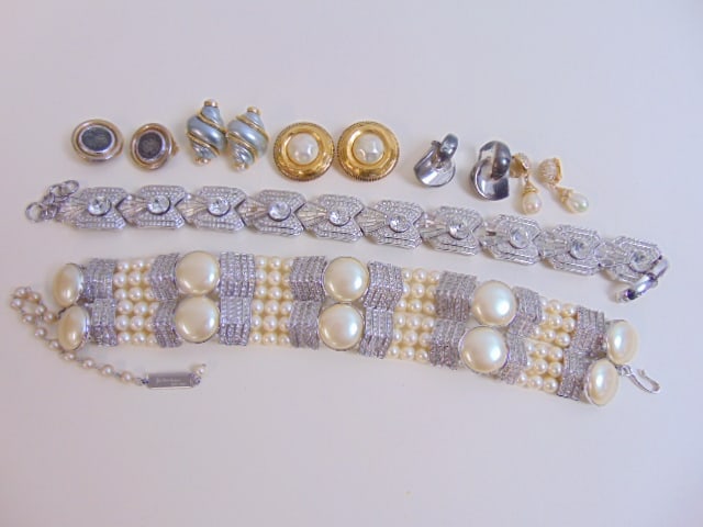 SIGNED DESIGNER COSTUME JEWELRY LOT