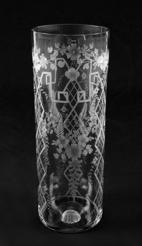 SIGNED HAWKES CUT GLASS VASE: