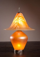 SIGNED IRIDESCENT ART GLASS TA