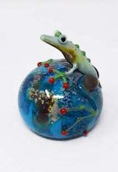 SIGNED JOHN NYGREN ART GLASS P