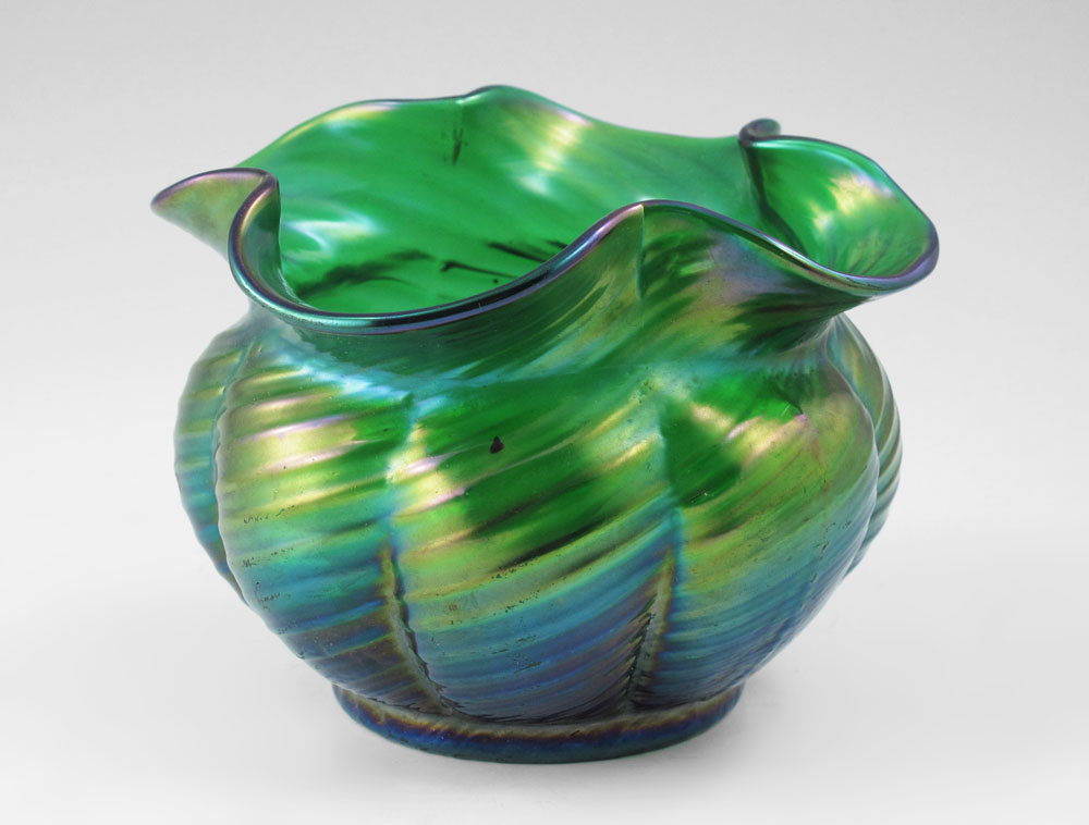 SIGNED LOETZ MELON RIBBED VASE: