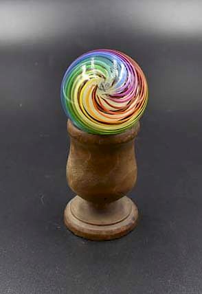 SIGNED MARK MATTHEWS ART GLASS