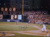 SIGNED PHOTOGRAPH OF CAL RIPKE