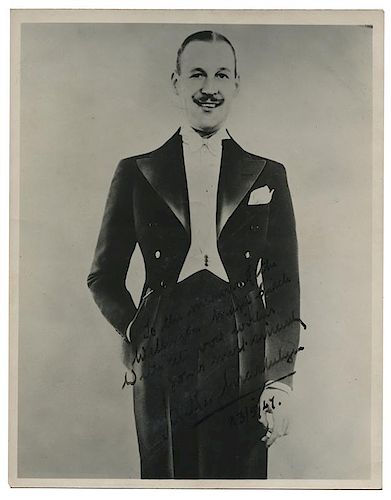 SIGNED PORTRAIT PHOTOGRAPH OF