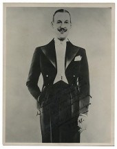 SIGNED PORTRAIT PHOTOGRAPH OF