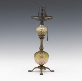 SIGNED QUEZAL ART GLASS WITH B