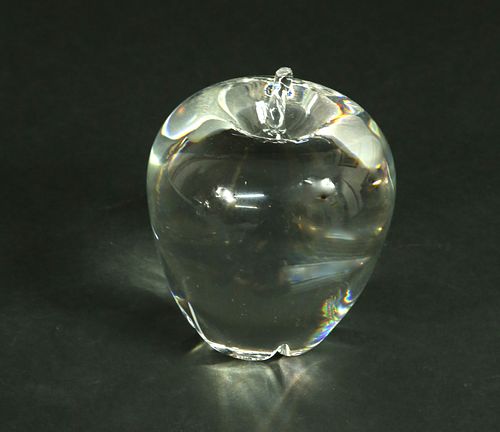 SIGNED STEUBEN CLEAR CRYSTAL APPLE,