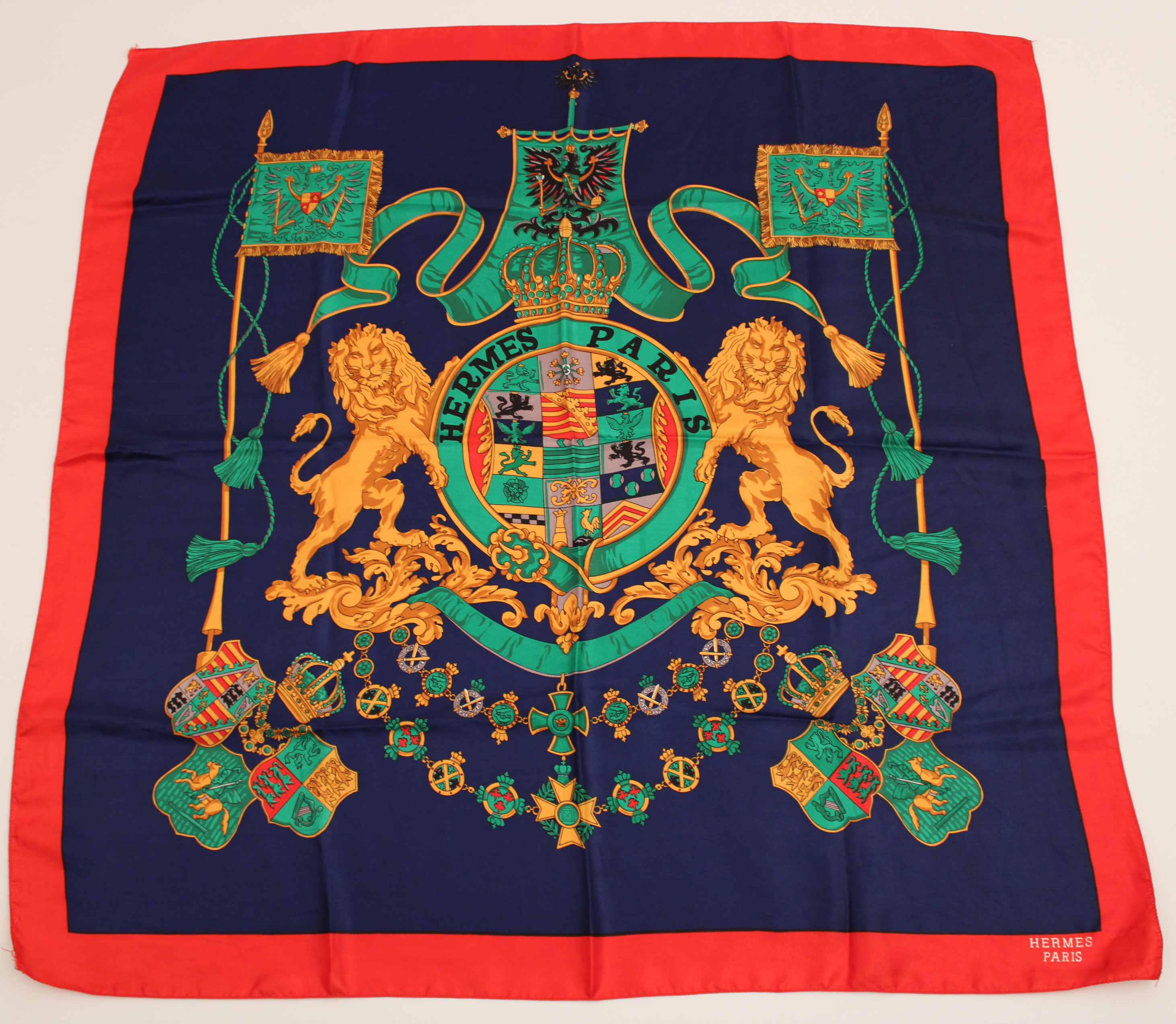 SILK HERMES PARIS SCARF BOLD RED