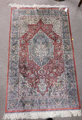 SILK ORIENTAL THROW RUGSilk