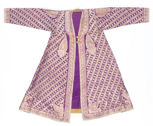 SILK ROBE, INDIA, LATE 19TH