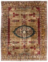 Silk rug, oval central medalli