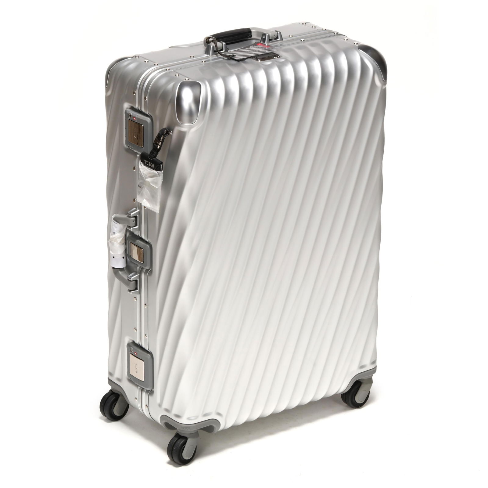 SILVER  19 DEGREE ALUMINUM  WHEELED