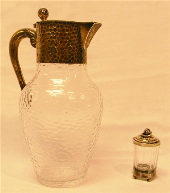 SILVER: '800' silver hinged lid