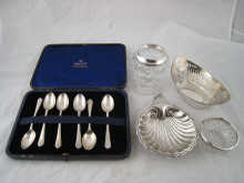 Silver. A Dutch bonbon dish 835