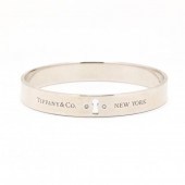 SILVER AND DIAMOND LOCKS KEYHO